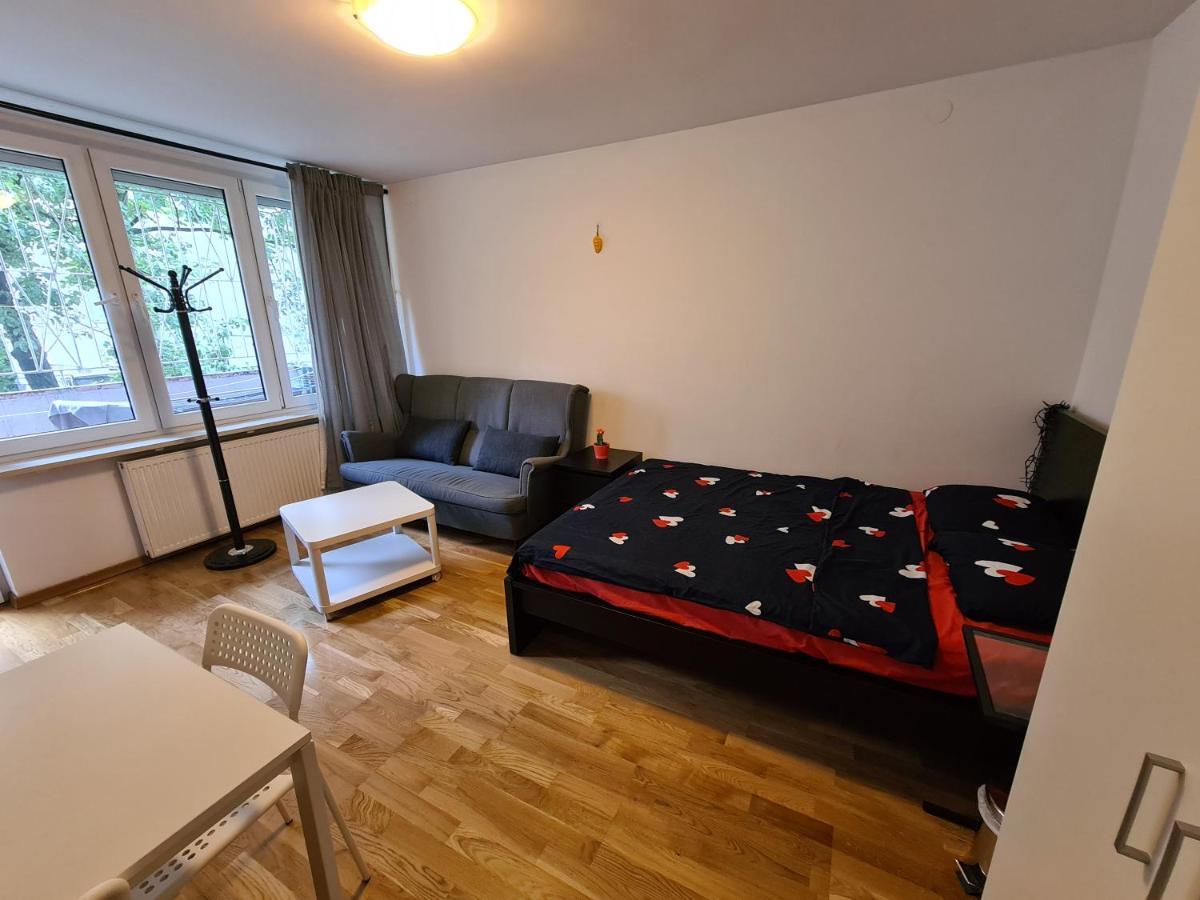 Mirrorroom Pl Citycenter Varsovia Exterior foto